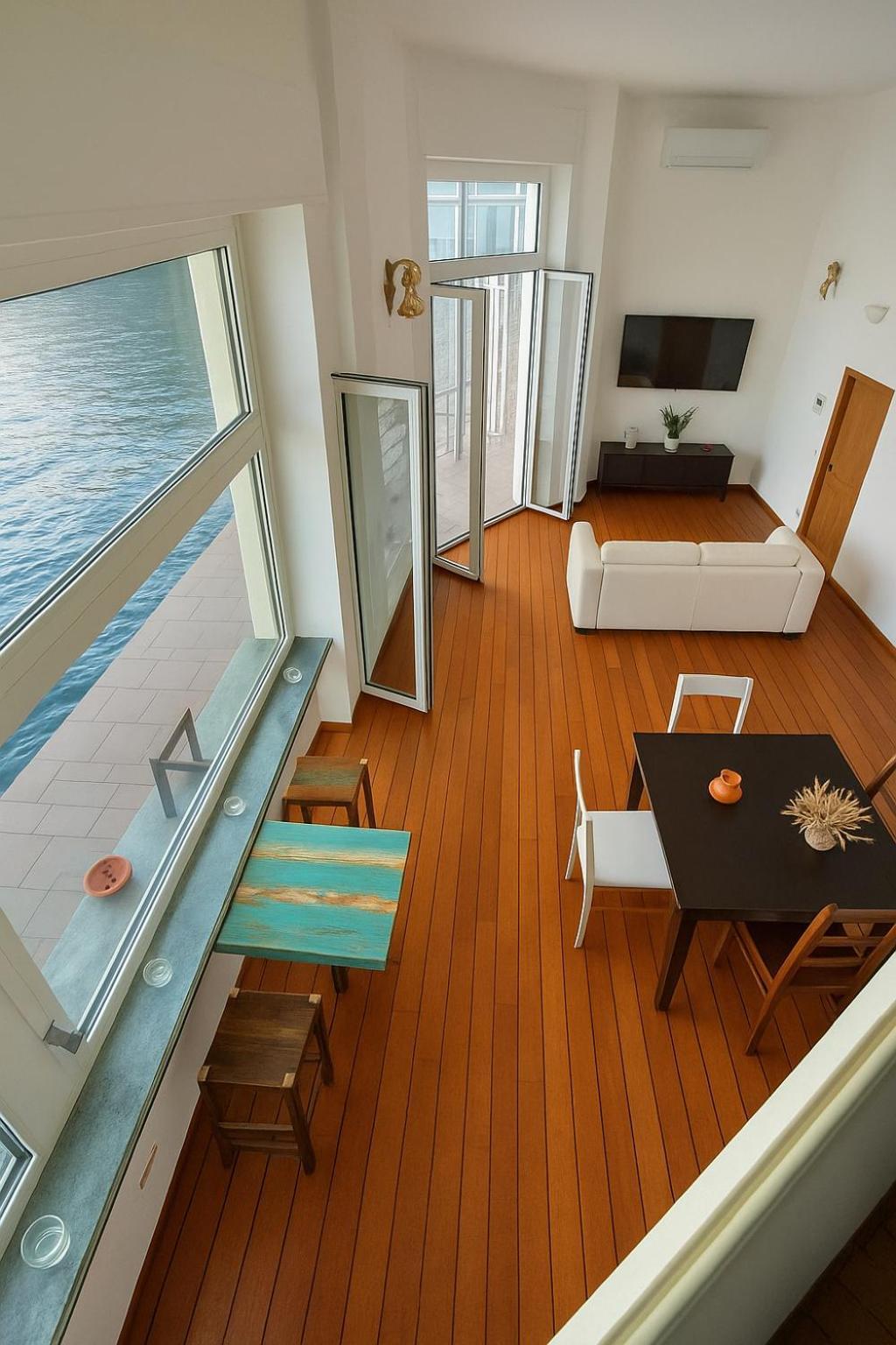 Apartment La Casa Sull' Acqua *